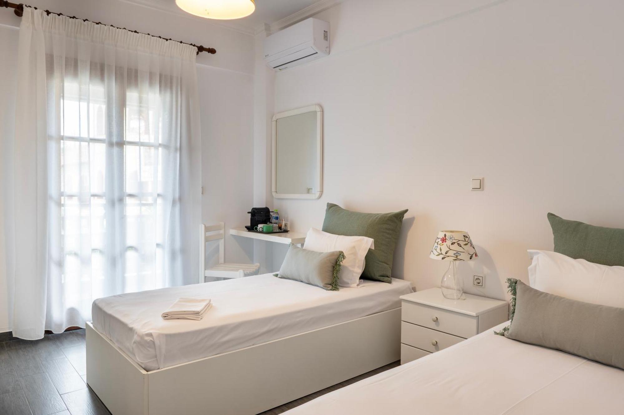 Hotel Theopisti Уранополис Экстерьер фото